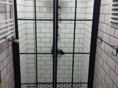 Akordiyon Duşakabin